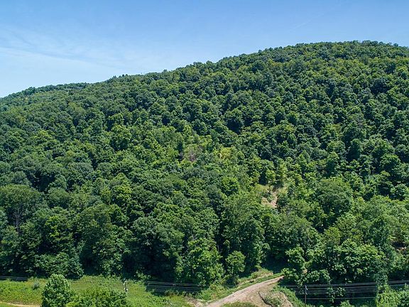 3rd image of 25404 Sisler Hill Rd