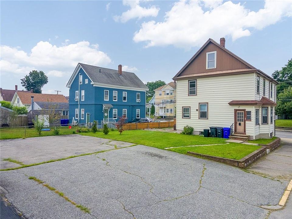 547 Power Rd Pawtucket RI Zillow