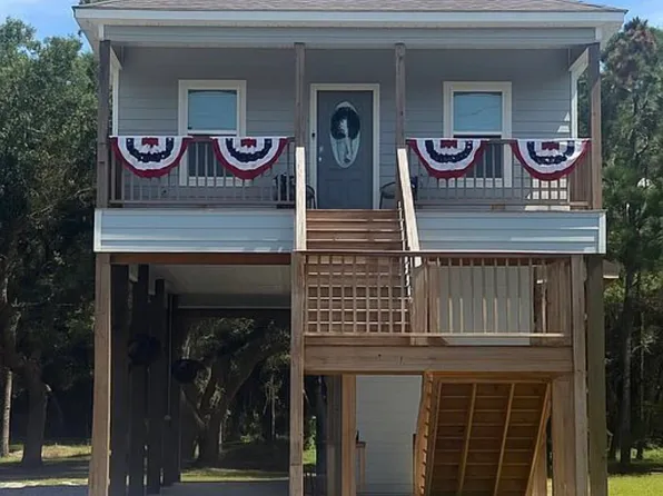 6157 S Railroad Ave, Bay Saint Louis, MS 39520