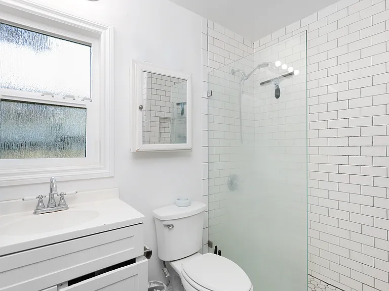 304 S Greengrove Dr — Photo 22