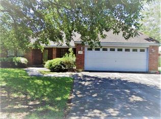 107 Indian Warrior Trl, Lake Jackson, TX 77566