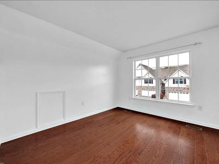 21 Blake Dr — Photo 17
