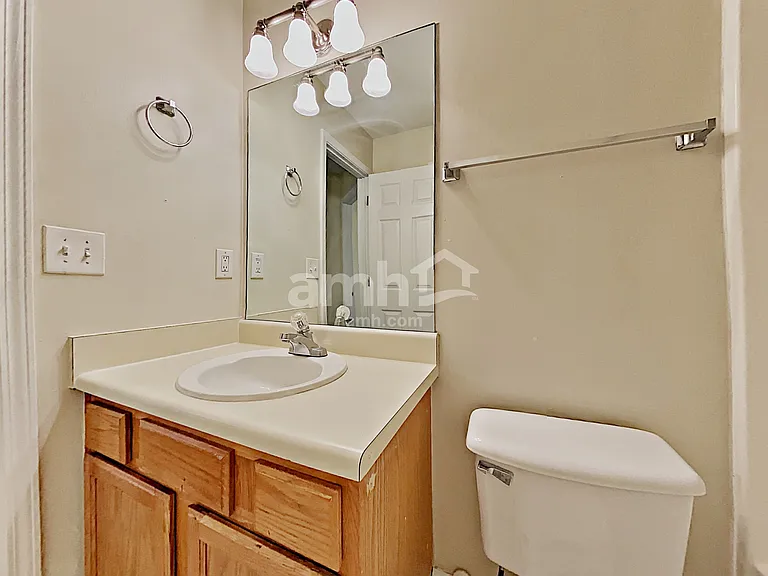 4457 Grove Dr NW — Photo 10