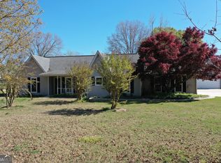 568 Thompson Mill Rd, Bonaire, GA 31005