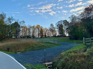 1165 Mount Zion Rd, Fairmont, WV 26554