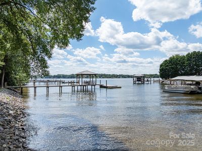 4875 Moore St, Sherrills Ford, NC, 28673