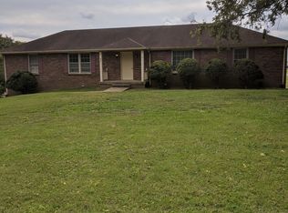 201 Mack Alice Dr, Gallatin, TN 37066
