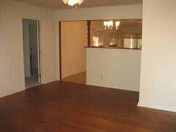 2nd image of 515 Lovera Blvd