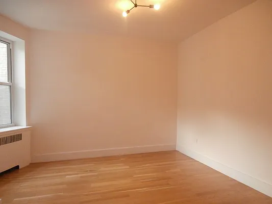 Rented by Bold New York | media 46