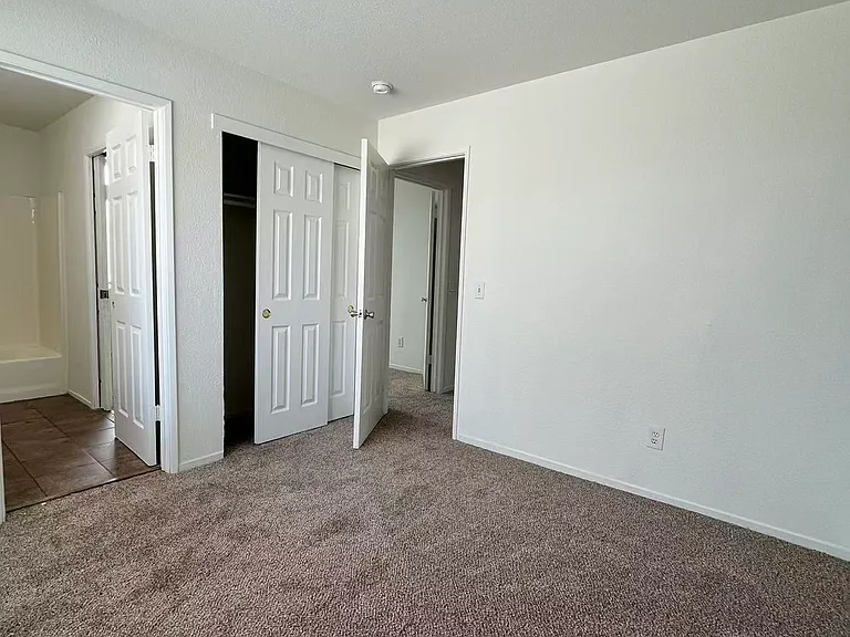 1022 Bess Pl — Photo 22