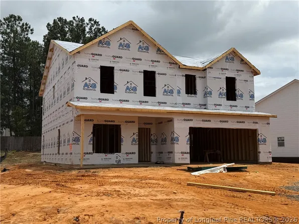 317 Brickendon Ln, Raeford, NC 28376