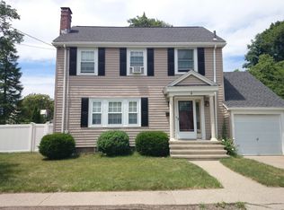 4 Cuthbert Rd, West Roxbury, MA 02132