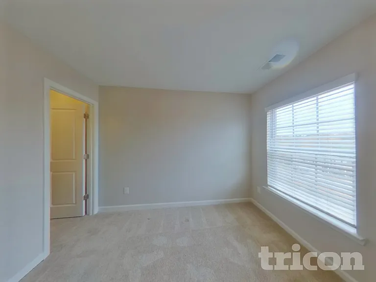 208 Willow Grove Way — Photo 20
