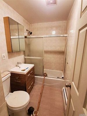 2nd image of 16114 71st Ave Unit 2