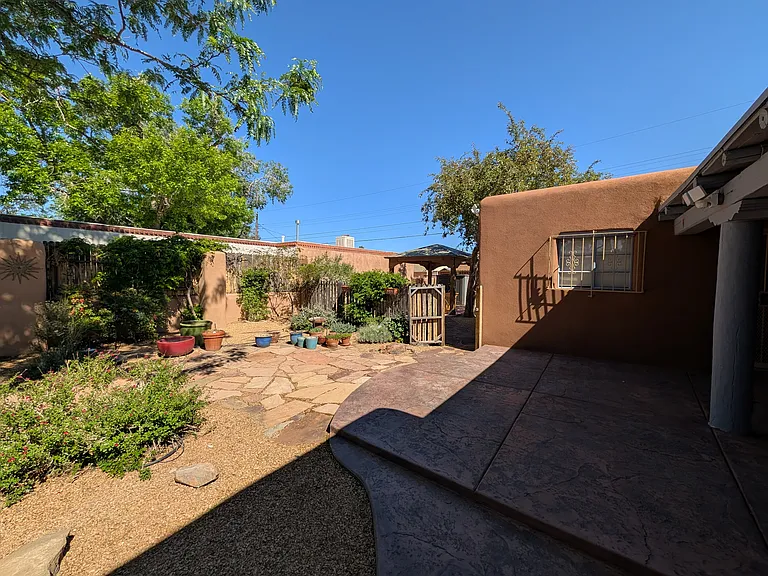 8215 San Juan Rd NE — Photo 22