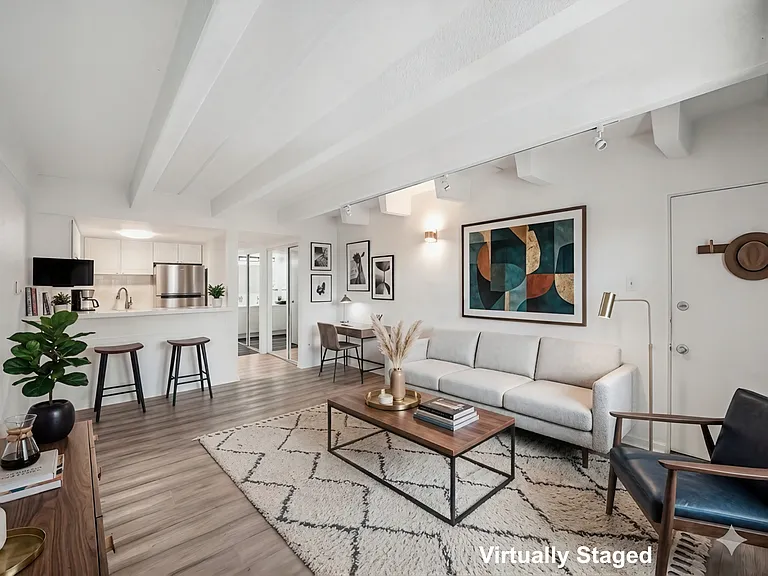 655 N Pearl St #405 — Photo 4