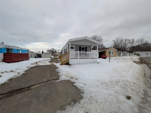 5149 Henderson Rd #120, Erie, PA 16509