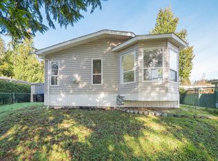 5575 Mason Rd #33, Sechelt, BC V7Z0K9