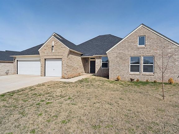 2nd image of 13500 Carlisle Crossing Dr