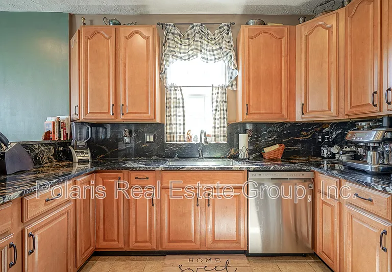 13535 Molique Blvd — Photo 20