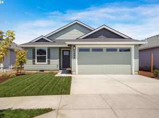 1688 SE Salmonberry Ave #27, Dallas, OR 97338