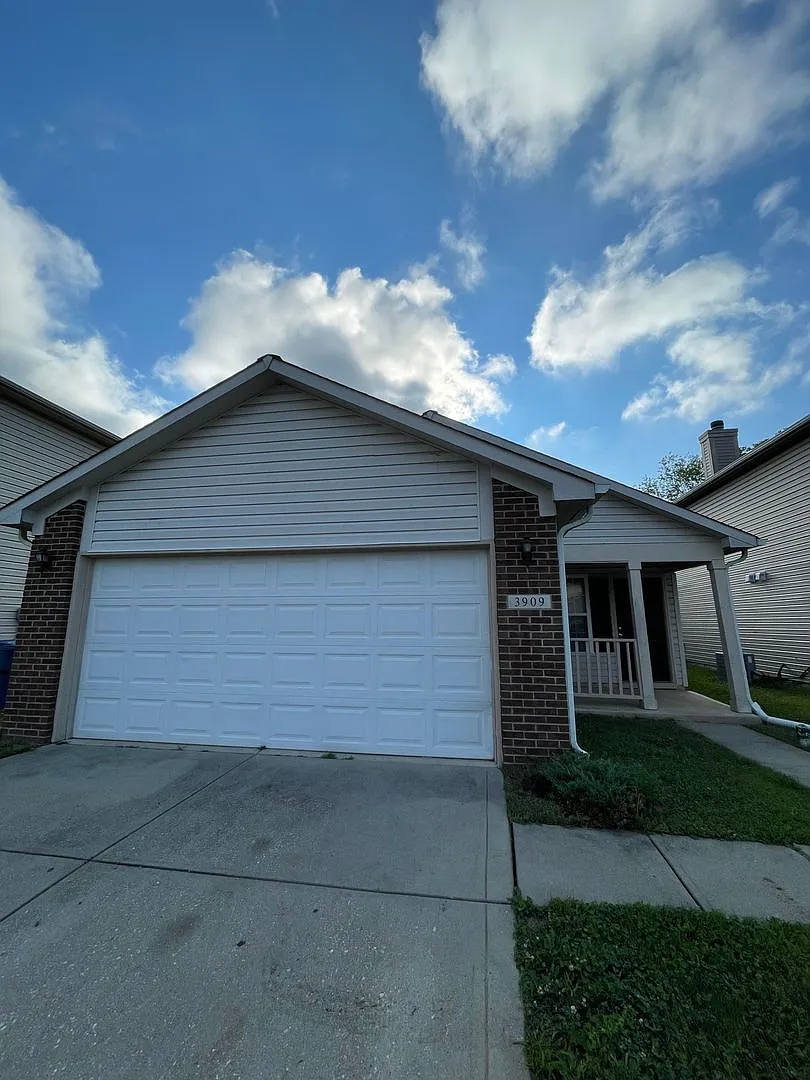 Lawrence Twp - 3 BR home — Photo 1