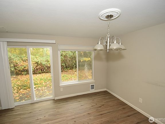 4th image of 92 Quinn Avenue #A B C