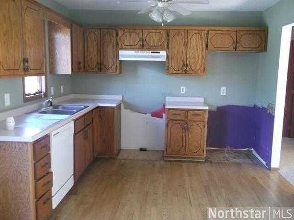 4th image of 1483 Lincoln Ave