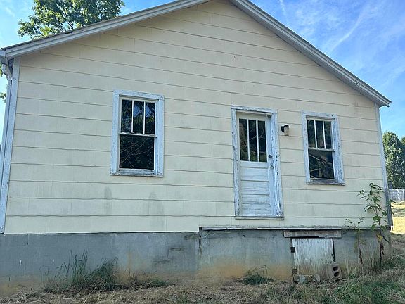 3rd image of 21109 Prestonwood Dr