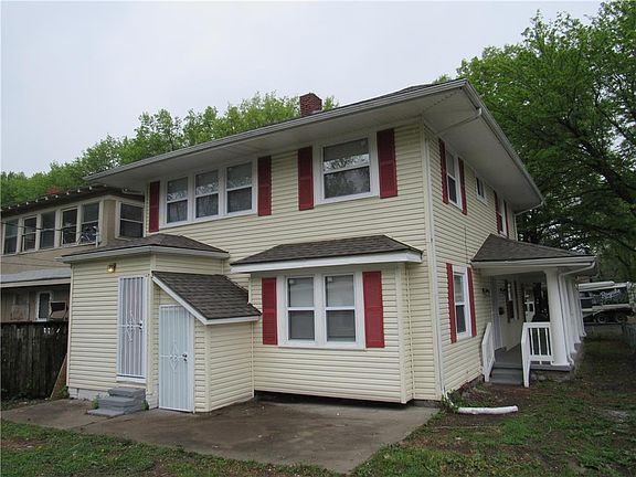 3rd image of 3701 Benton Blvd