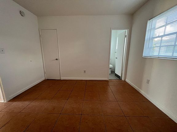 3rd image of 530 NE 82nd Ter