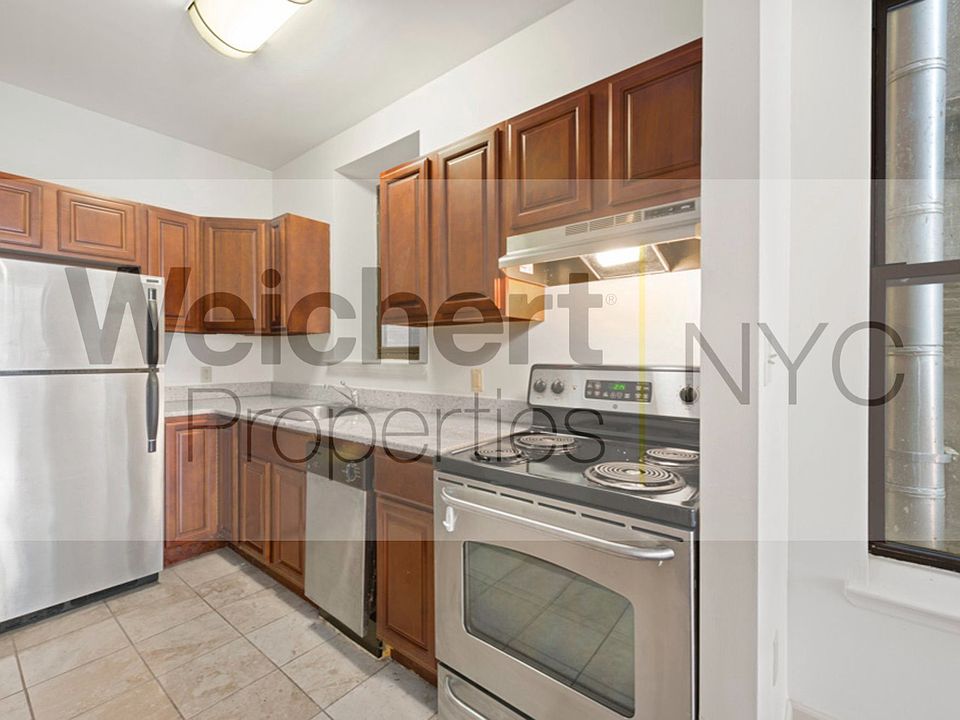 2nd image of 2119 Frederick Douglas Blvd Unit 1A