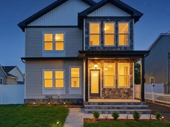 588 Maple Ave, Saddle Brook Twp., NJ 07663