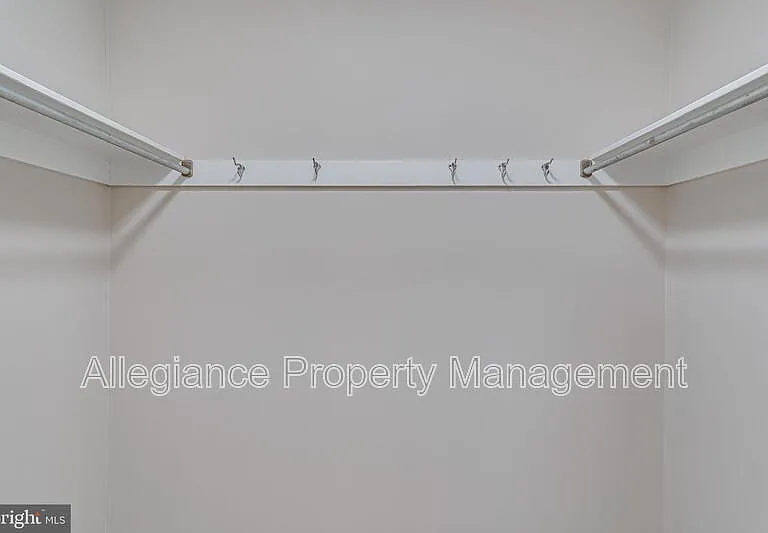 3374 Breckenridge Ct — Photo 26