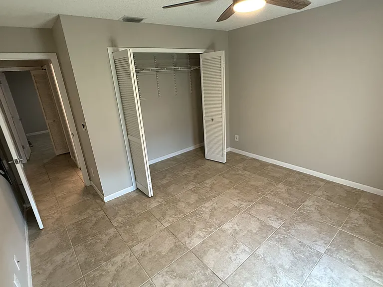 172 Lee Ave — Photo 10