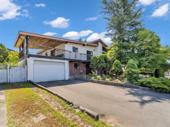 970 Duthie Ave, Burnaby, BC V5A 2P8