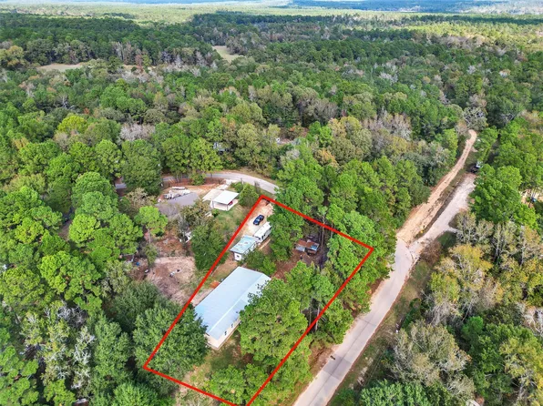 14321 Forest Cir E, Montgomery, TX 77356