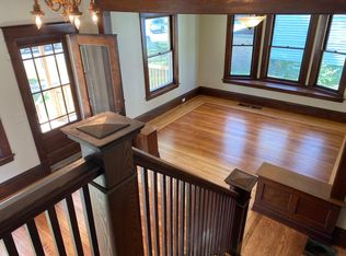 545 Carrier St NE, Grand Rapids, MI 49505