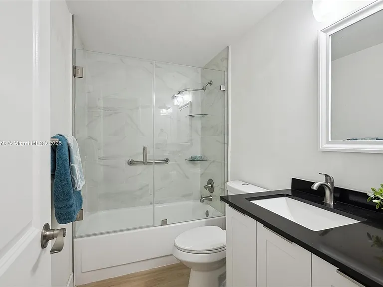 3505 S Ocean Dr #710 — Photo 11