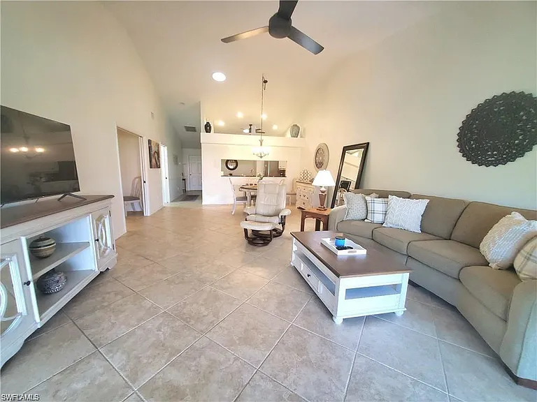 992 Marblehead Dr — Photo 36