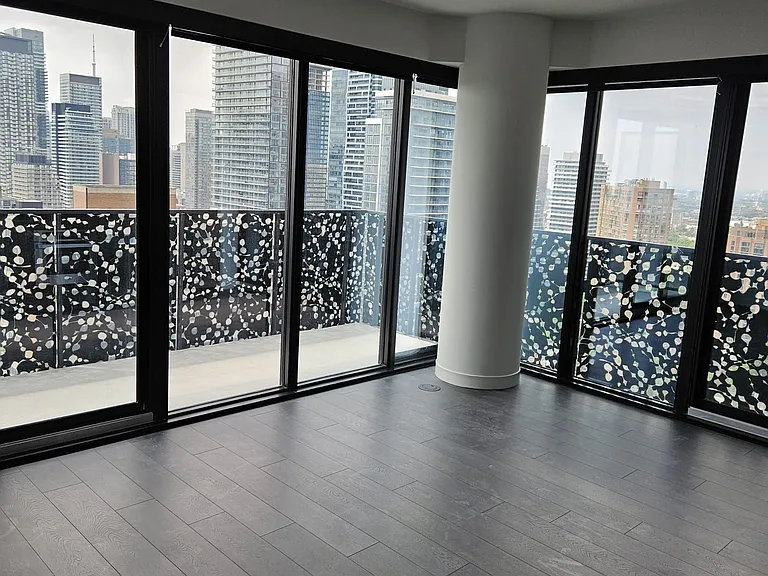 55 Charles St E #2706 — Photo 29