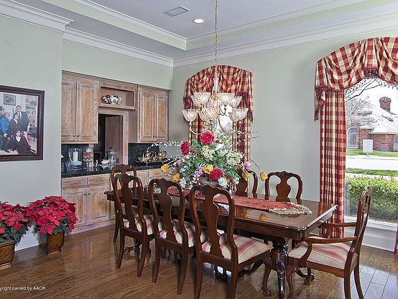 2nd image of 3505 Kensington Pl