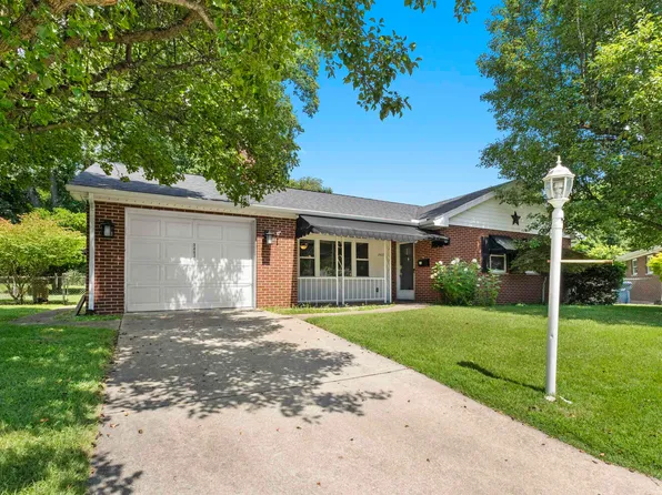 2407 Bradley Dr, Ashland, KY 41101