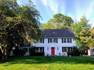 3 Forest Ln, Scarsdale, NY 10583