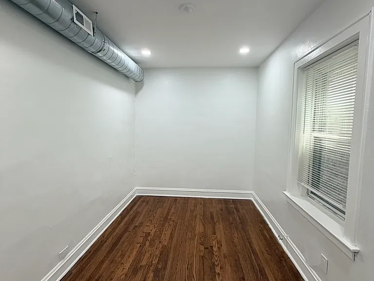1748 N Keystone Ave #1 — Photo 5