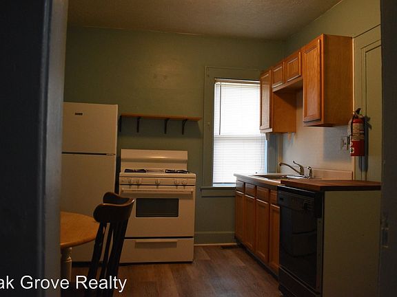3rd image of 430B Nixon Ave