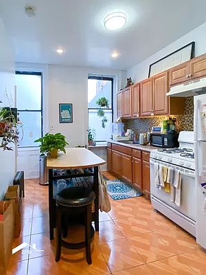 4th image of 766 Grand St APT 2R