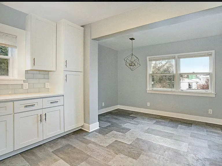 901 Sarasota Ave SE — Photo 13