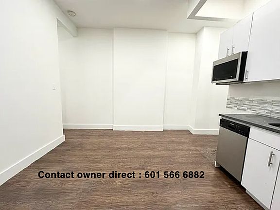 2nd image of 111 W 67th St #5C