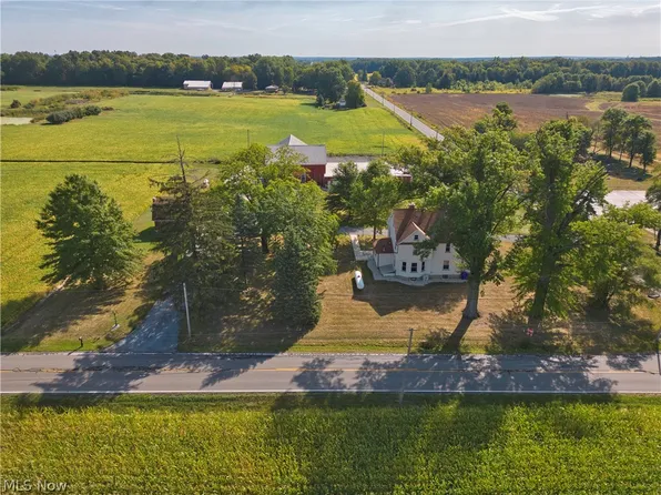 5984 W South Range Rd, Canfield, OH 44406